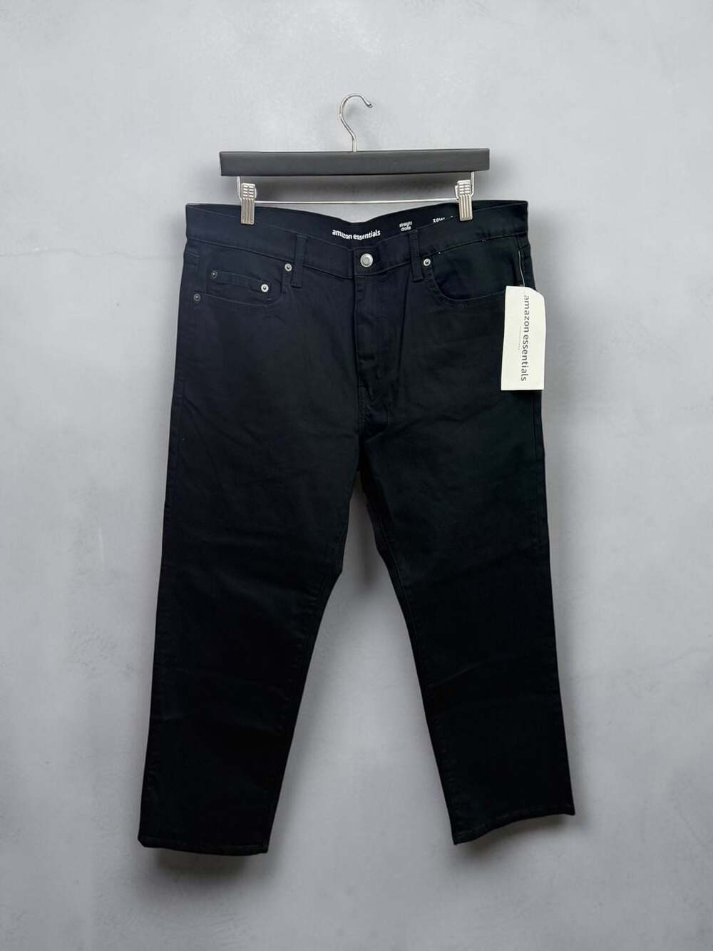 Amazon Essentials Men's Straight-Fit Jeans Black 38W x 28L